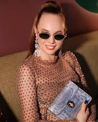 image-13 The Ultimate Guide to Womens Summer Fashion Style